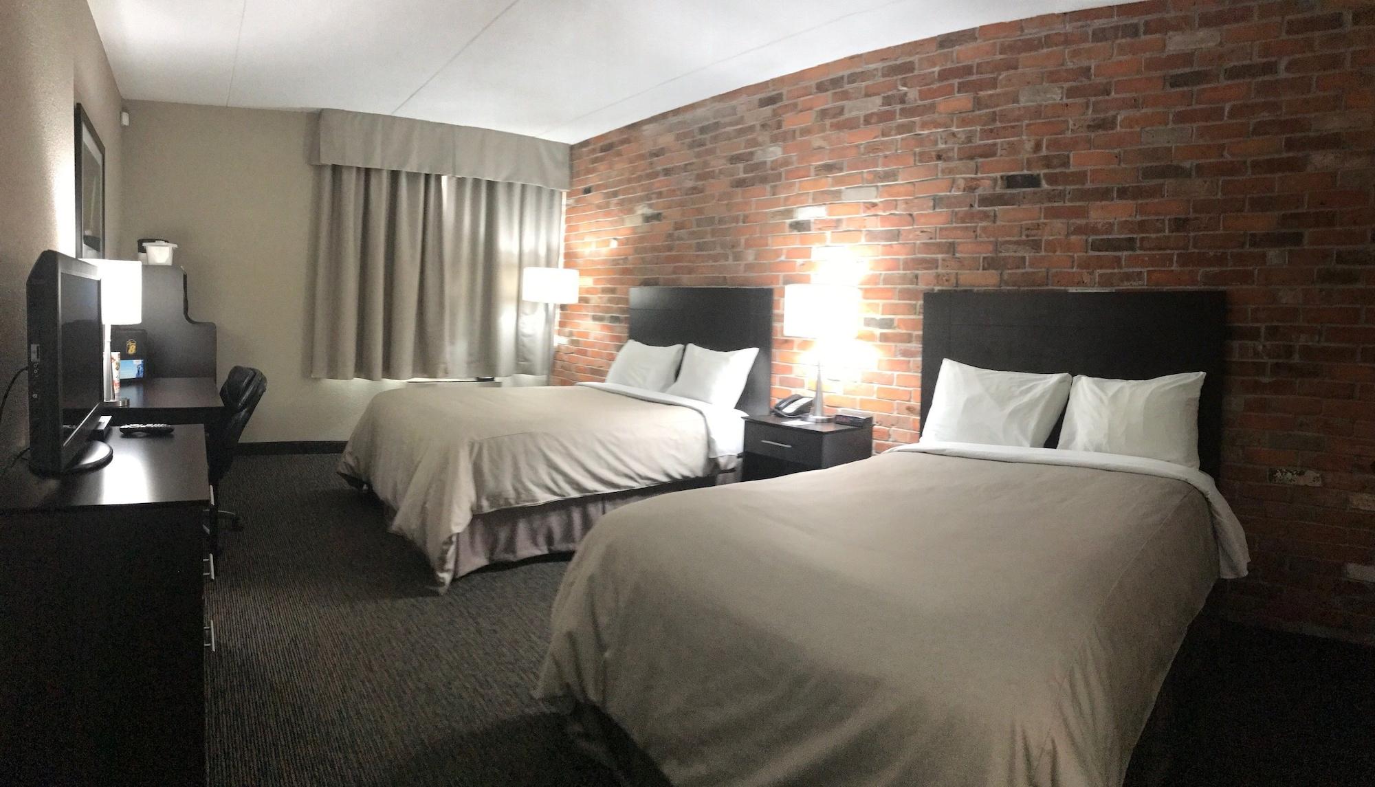 Super 8 By Wyndham Timmins On Hotel Ngoại thất bức ảnh