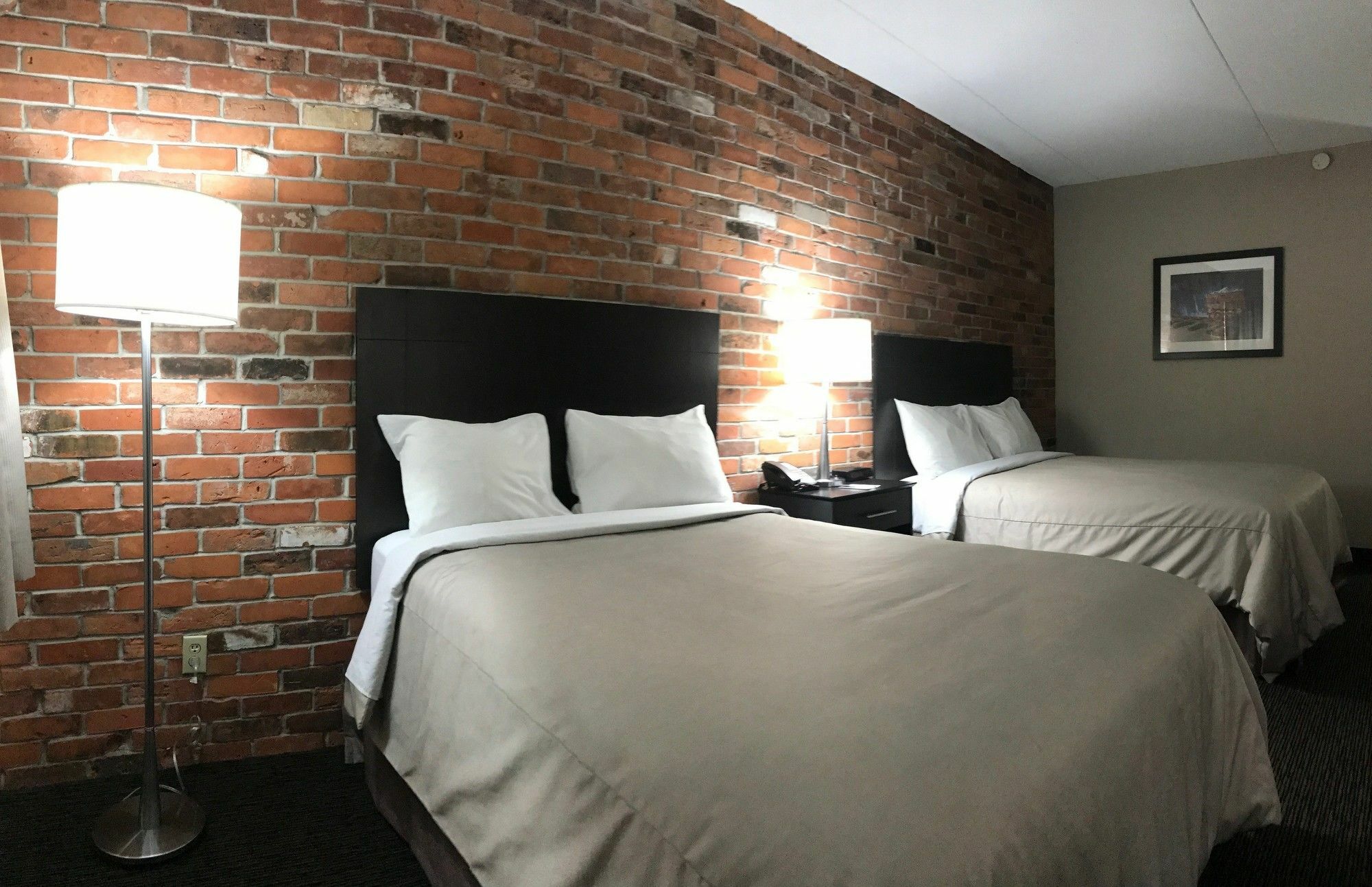 Super 8 By Wyndham Timmins On Hotel Ngoại thất bức ảnh